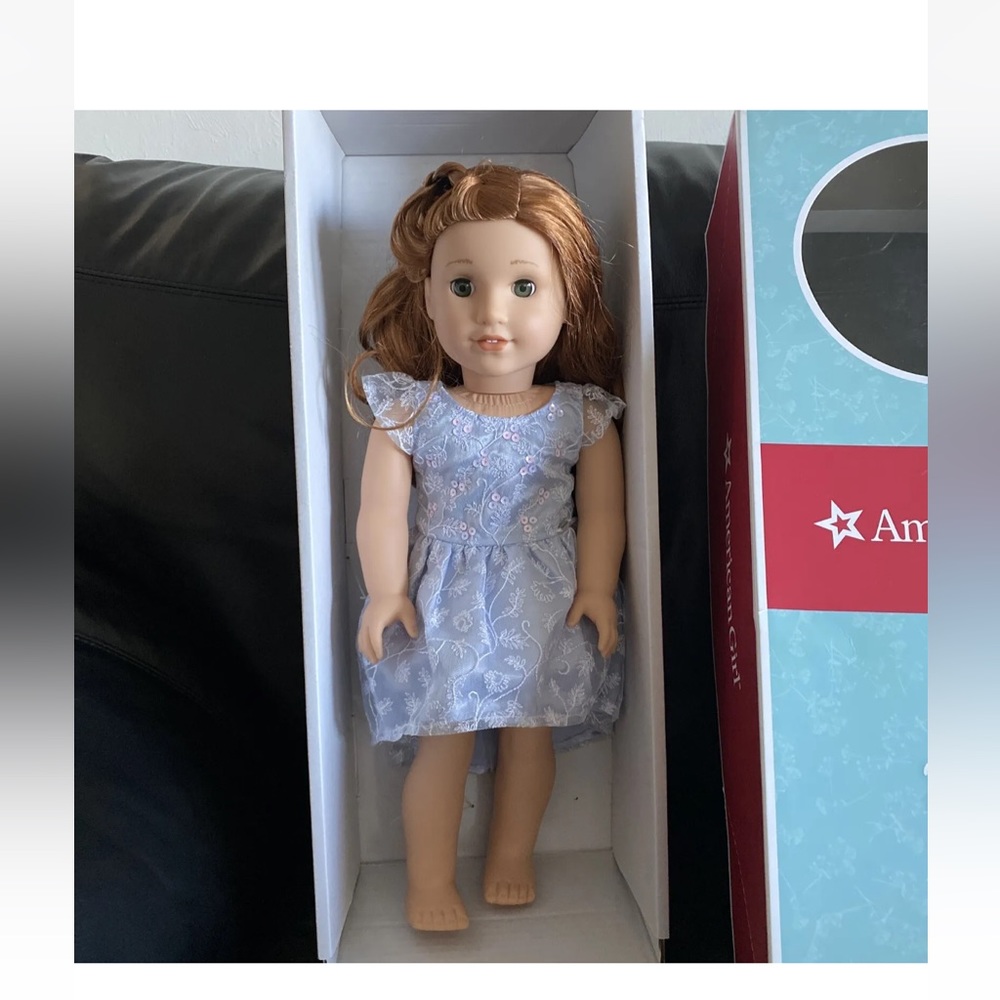 American Girl Doll “Blaire” Girl of the year 2019 w Bridesmaid's Dress in Box